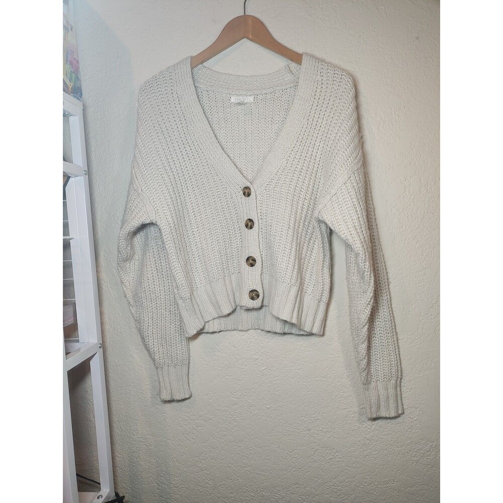 Full Tilt Cream  Cropped Long Sleeve XS Button Up Sweater Cozy Cable Chunk Knit